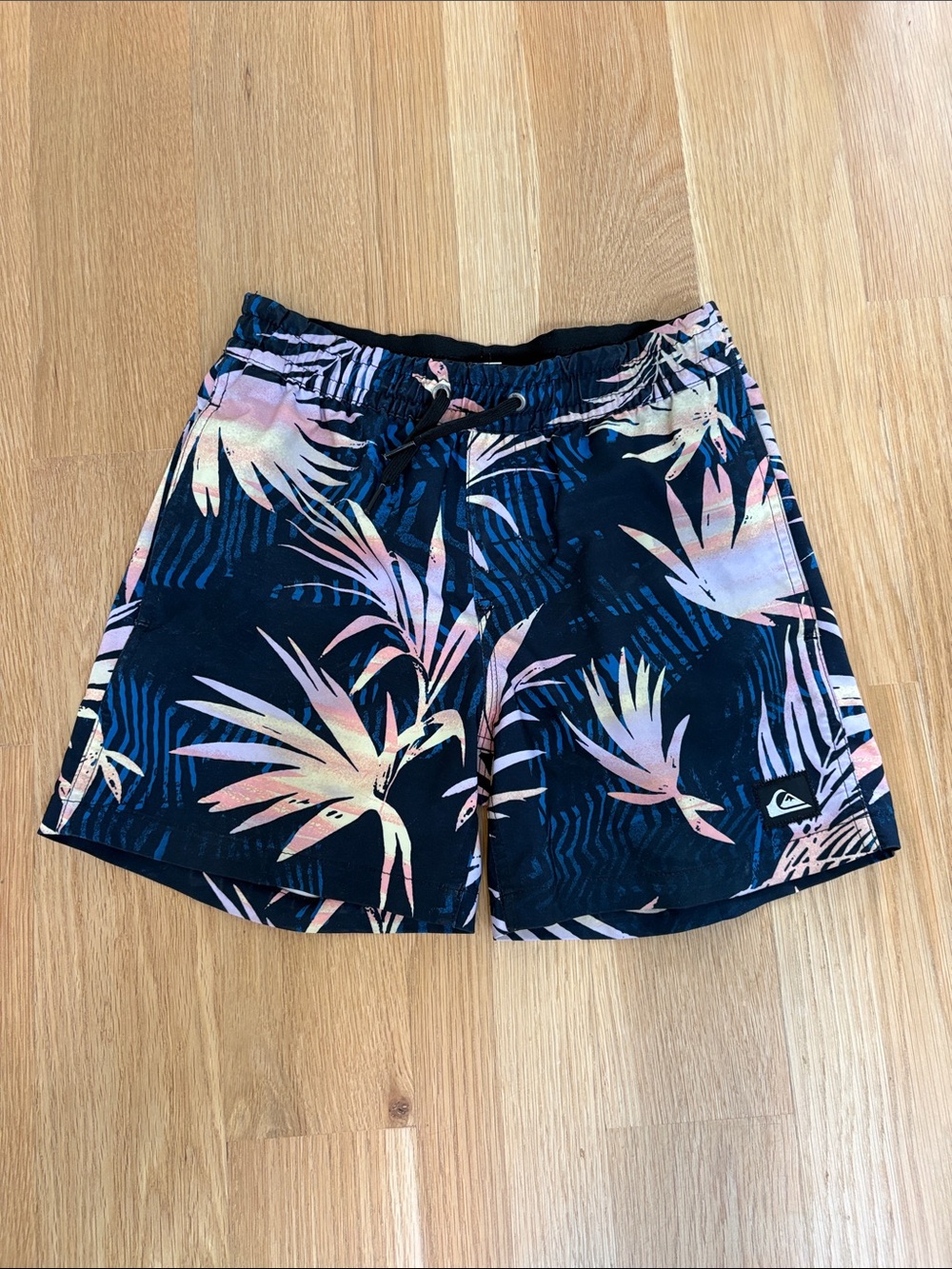 Quiksilver Boys Swim Shorts - Size Small